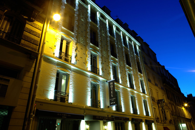HOTEL ARC DE TRIOMPHE ETOILE*** / Paris