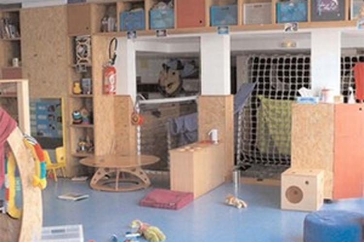 CRÈCHE PARENTALE METRAMÔMES, PARIS 20