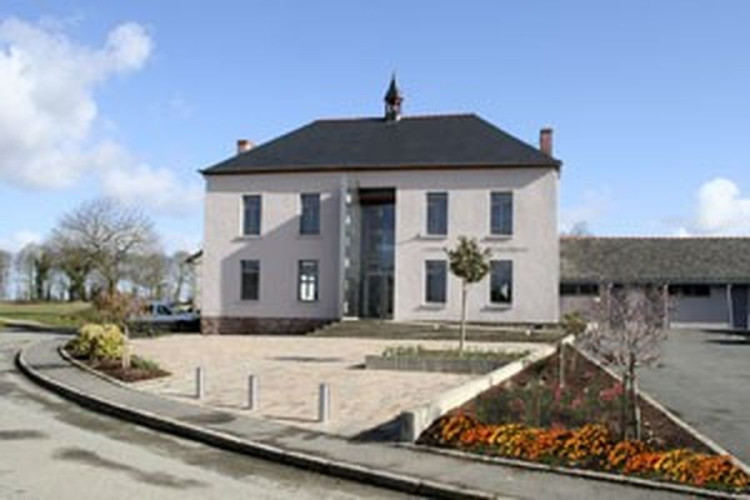 MAIRIE - LOSCOUËT SUR MEU (22)