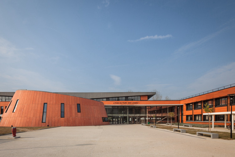 Extension-restructuration du lycée du Parc des Loges à Évry (91)