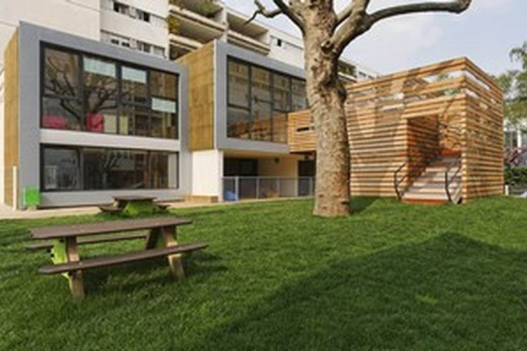 restructuration et extension de la crèche eglantine à montreuil