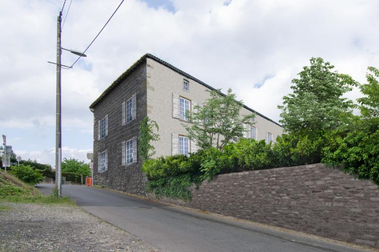 RÉHABILITATION D'UN ANCIEN CASTEL EN 7 LOGEMENTS