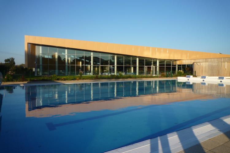 PISCINE A ST BARTHELEMY D'ANJOU