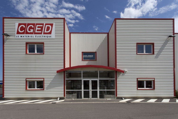 ENTREPÔT DE STOCKAGE POUR CGED - BÂTIMENT INDUSTRIEL