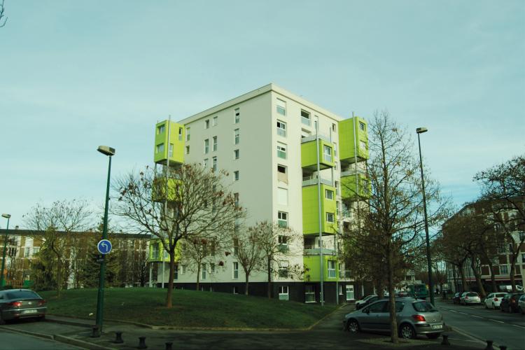 RÉHABILITATION THERMIQUE ET ÉNERGÉTIQUE D'UN IMMEUBLE DE 44 LOGEMENTS