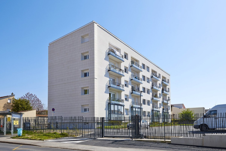 RÉHABILITATION THERMIQUE ET RÉSIDENTIALISATION D'UN IMMEUBLE DE 20 LOGEMENTS à REIMS (51)