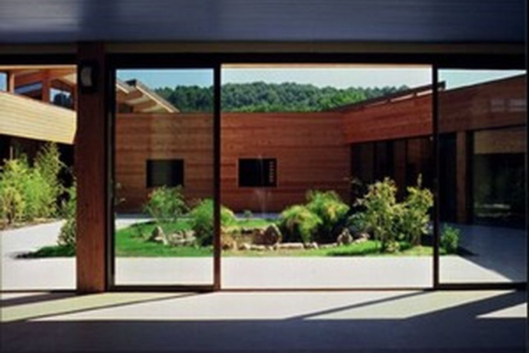 MAISON D'ACCUEIL SPECIALISE-21 lits-Prix du Bâtiment Tertiaire