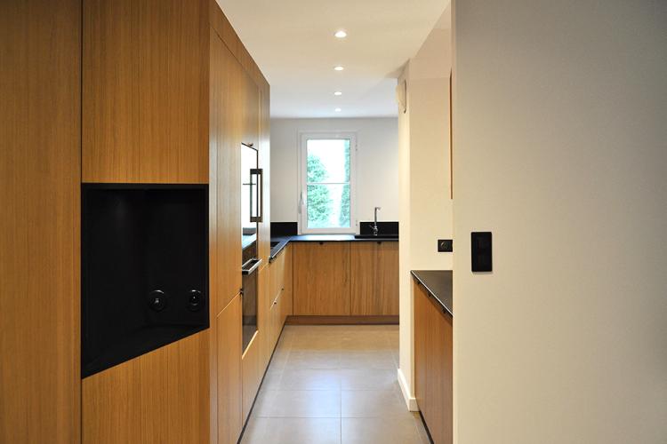 Habillage bois pour cet appartement sur Bordeaux