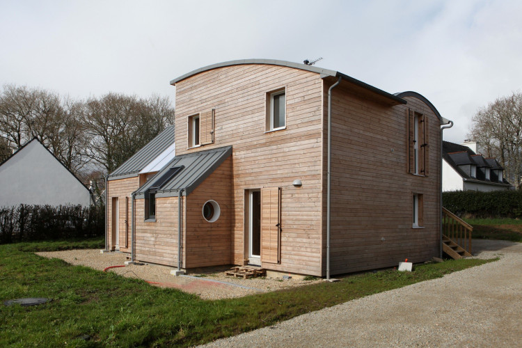 MATERIAUX NATURELS ET HABITAT SAIN POUR UNE MAISON RT 2012 à Riec sur bélon