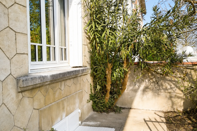 Vue extérieure de la façade restaurée