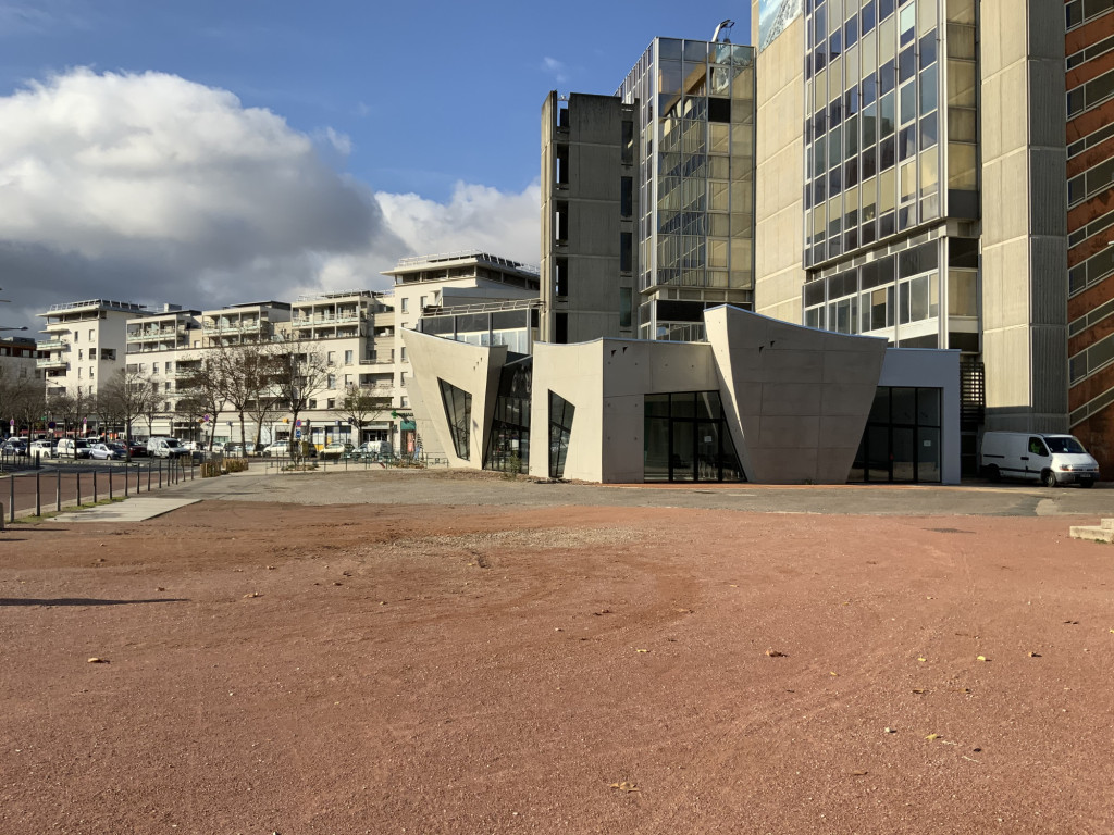 Réhabilitation agrandissement de la Mairie de VAULX-EN-VELIN