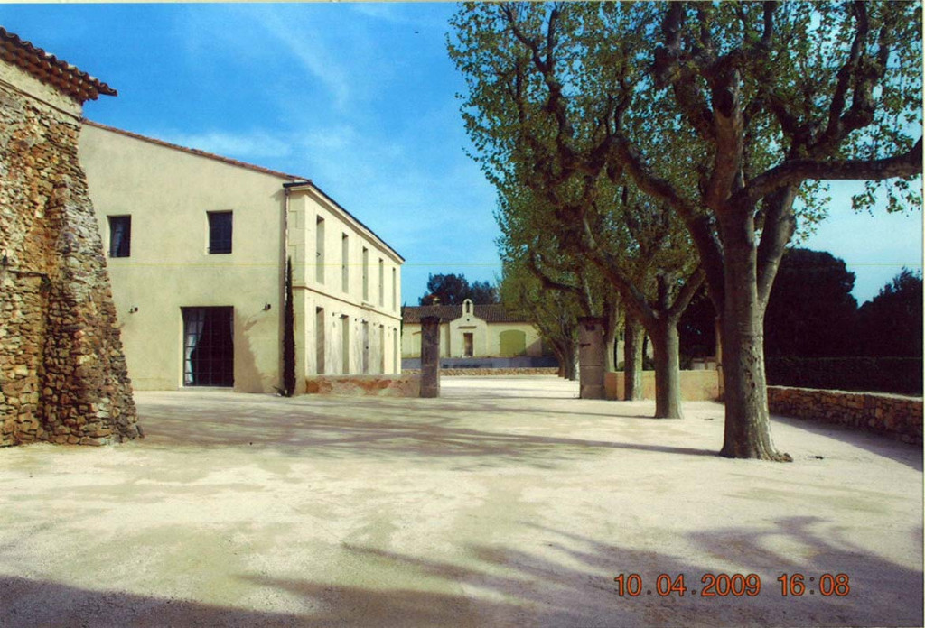 Clos Mireille  Domaine viticole  restauration 