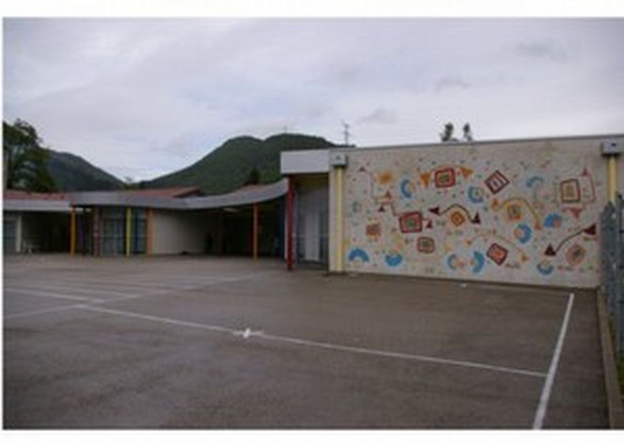 Ecole elementaire de Thoirette 39