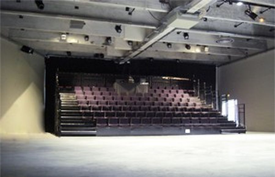 Théâtre l'Echangeur Bagnolet 2007