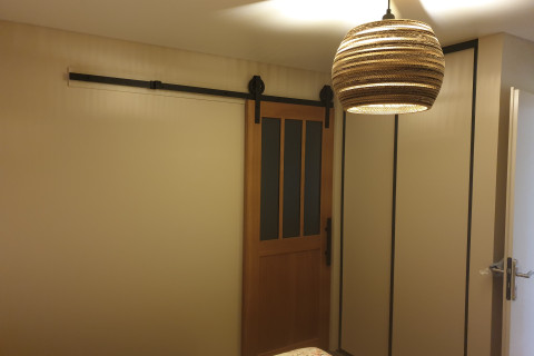 porte industrielle bois salle de bains