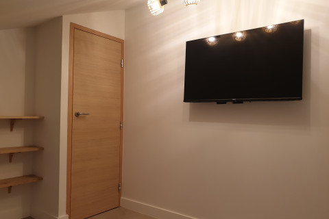 ENTREE MEZZANINE CREEE
