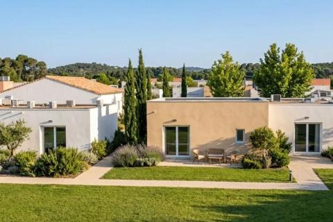 Vue des logements et jardins paysagers