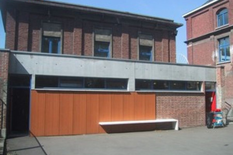 Restructuration d'une ancienne école en pôle sciences de Collège à Marcq en Bl.