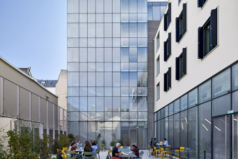  Centre de recherches interdisciplinaires (CRI), Paris