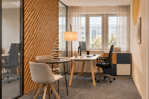Aménagement de bureaux espace de travail individuel