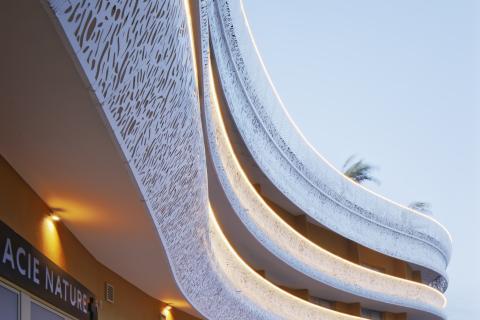 Le Vibes Resort qui s'illumine 