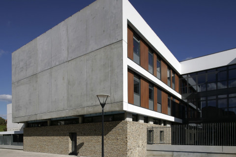 Collège Jean Mermoz à Bois-Colombes