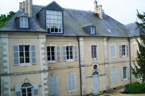 NOHANT  château de George Sand  Création d’une librairie-billetterie et d'une salle de concert.
