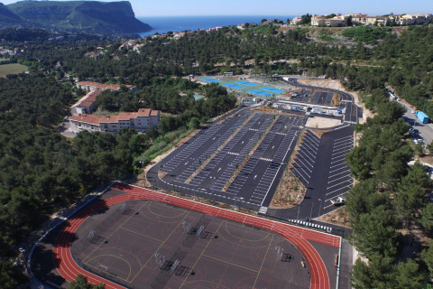 Construction d’un complexe sportif et d’accueil des touristes à Cassis (13)