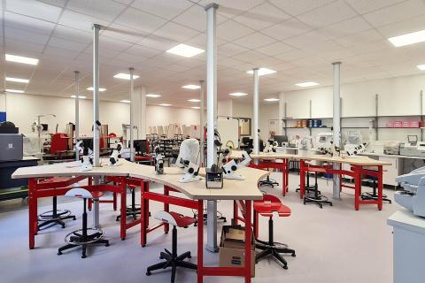 Lycée Lucas De Nehou, Site Friant - Atelier Bac Pro