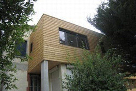 Extension en bois d'une maison individuelle