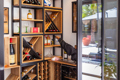 Maison M cave sur salon