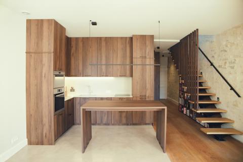 Cuisine haut de gamme en noyer pour cette renovation