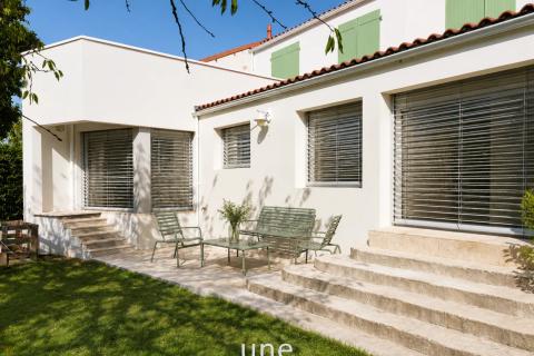 Vue de la façade sur Jardin - contrôle solaire BSO