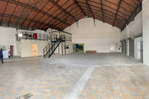 Espace scénique et bar