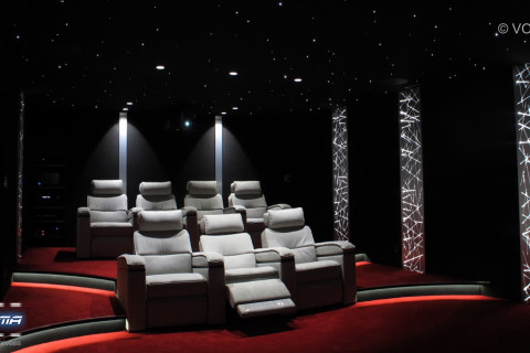 Tout savoir sur la création d'une Salle de Cinéma Privée
