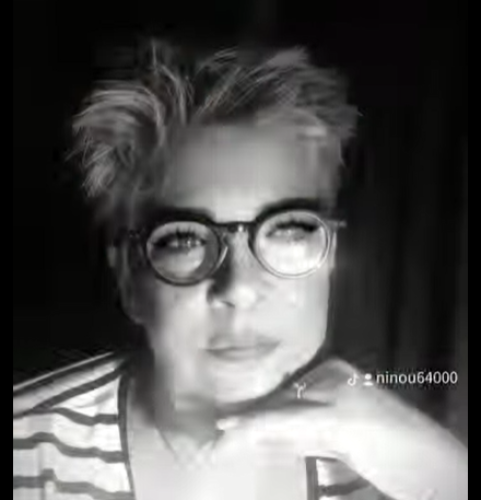 Mme Sandrine ROUX