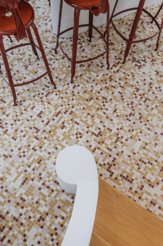 Le carrelage comme socle narratif de l’extension