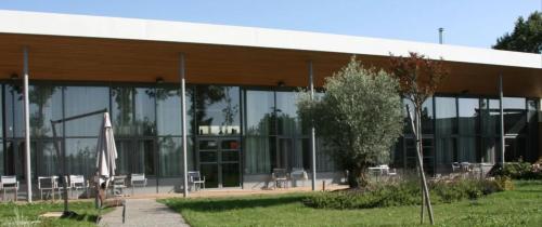 EHPAD Résidence Edelweiss, façade et terrasse sur jardin