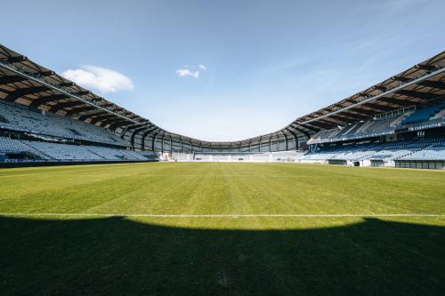 Sur la pelouse du Stade Armand-Cesari 
