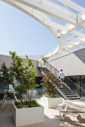 Usine Soprema Vue patio ©Adrien Guitard