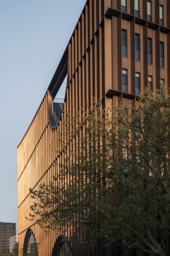 Façade scintillante