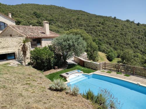 Paysage et piscine