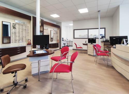 Lycée Lucas De Nehou, Site Friant - Magasin de vente