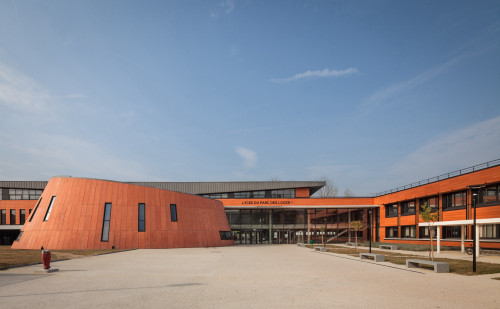 Extension-restructuration du lycée du Parc des Loges à Évry (91)