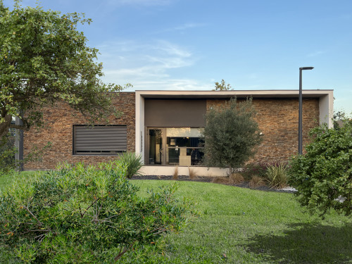 Entrée de la clinique dentaire