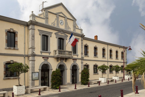  HÔTEL DE VILLE DE PORT LA NOUVELLE