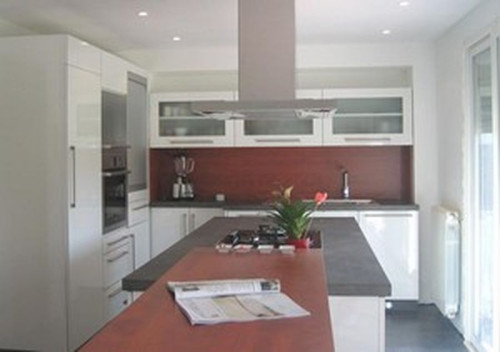Rénovation d'une habitation, cuisine.
