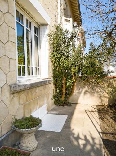 Vue extérieure de la façade restaurée