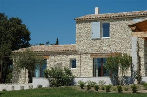 Bastide à l'ancienne dans le Luberon