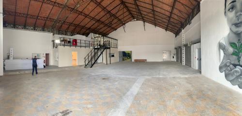 Espace scénique et bar